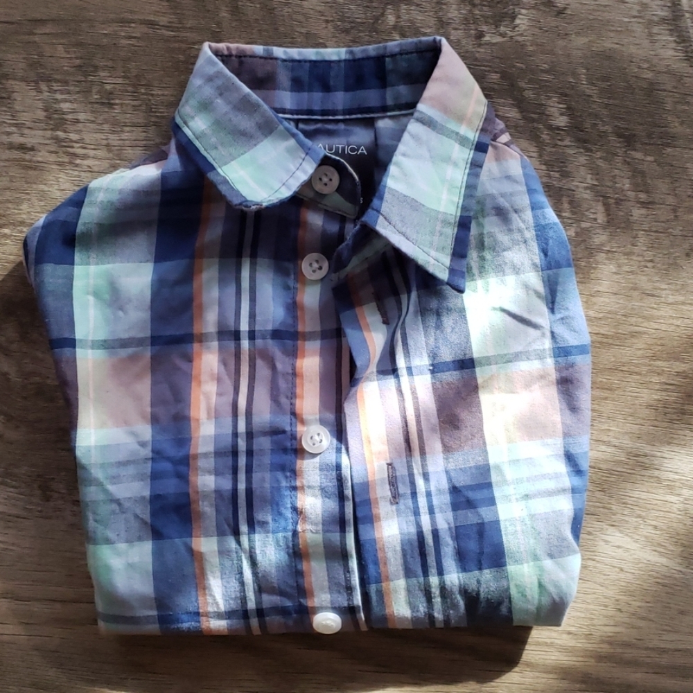 collar shirt